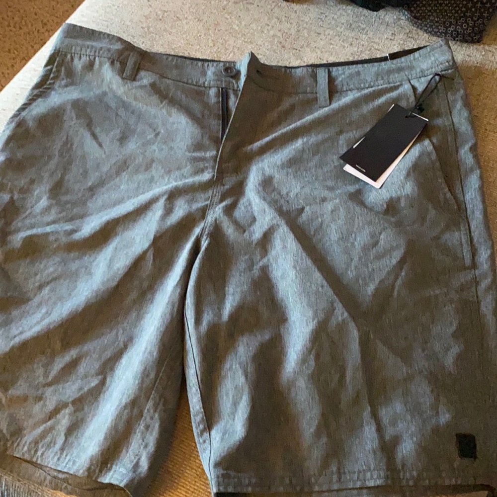 Tavik 19” hybrid short
